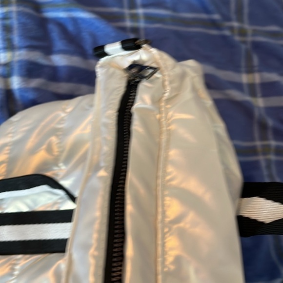 Boutique Silver And Blue Crossbody Tote Bag NWOT - Picture 3 of 5